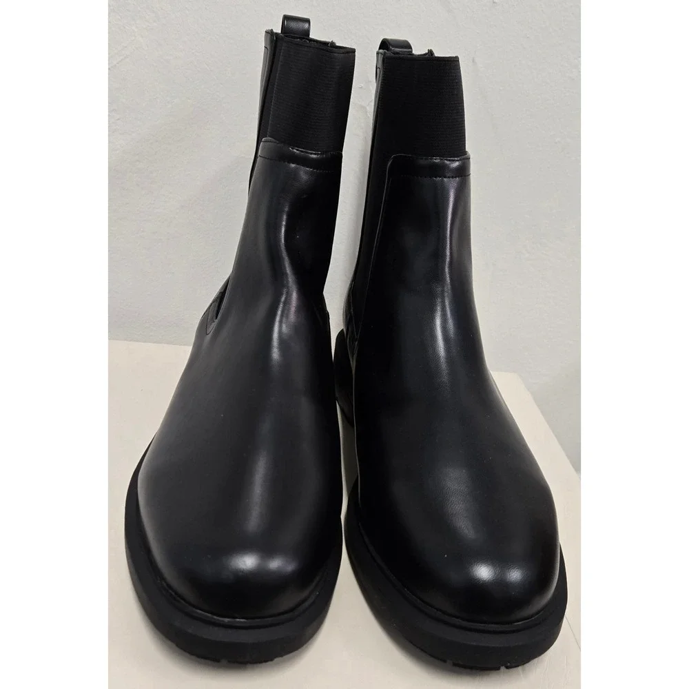 On 34th Womens Black Chelsea Lug Sole Ankle Boots TACKCMAP Size 12M
